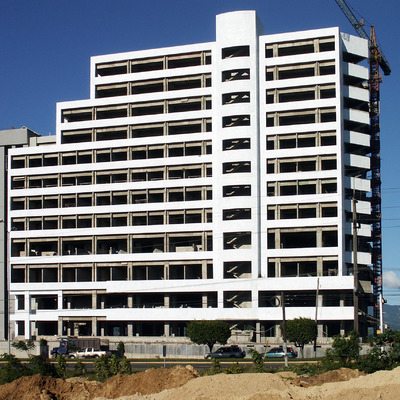 Hospital Metropolitano de Santiago, Torre Sur by Daniel Kieckhefer