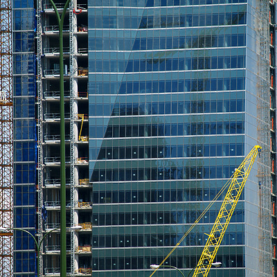 Torre Espacio by Cesar Serrano
