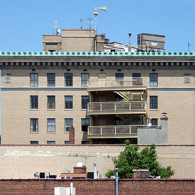 Flat Iron Building by John Cahill