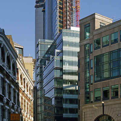 The Broadgate Tower by Cesar Serrano