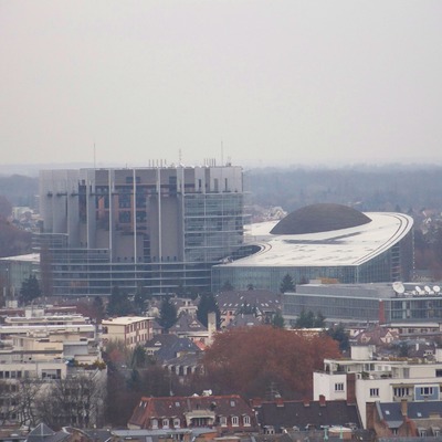 Parlement Européen by Florian Barbier