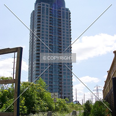 Minto Metropole by Eric Blyth