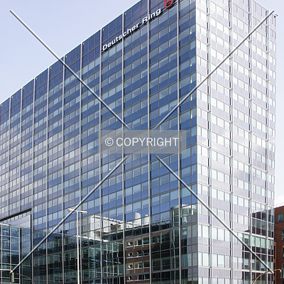 Hochhaus Deutscher Ring by Nephilim