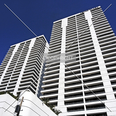 Trump Plaza II by Jorge Molina