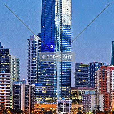 Four Seasons Hotel & Tower by Jorge Molina