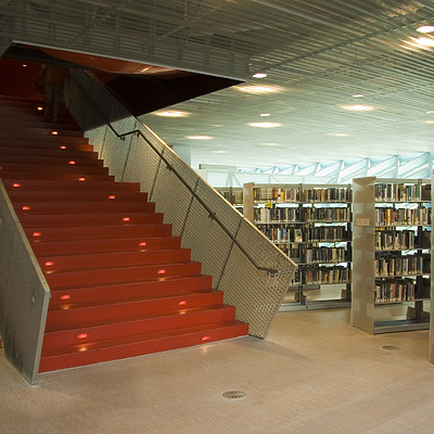 Seattle Central Library by Pavel Toczynski