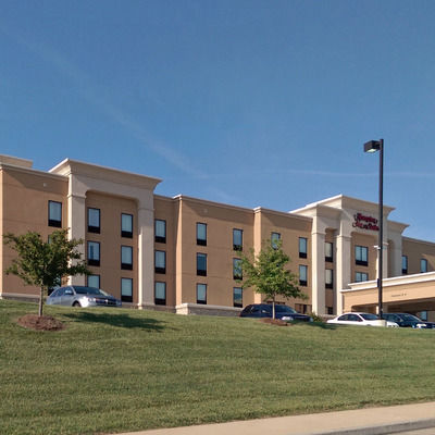 Hampton Inn and Suites Saint Louis / South I-55 by Ryan Hildebrand