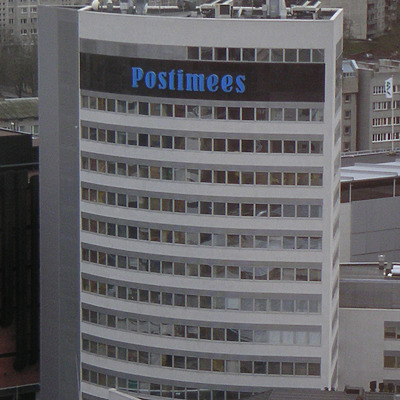 Postimehe Maja by Tomi Eronen