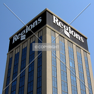 Renasant Bank Building by Chris Patriarca