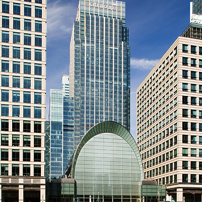 25 Canada Square by Pavel Toczynski