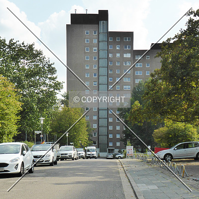 Rousseaustraße 6-12 by Nephilim