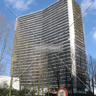 Avenue Marius Renard 27 / Marius Renardlaan 27 by Emmanuel D.