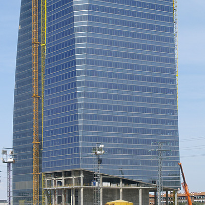Torre de Cristal by Cesar Serrano