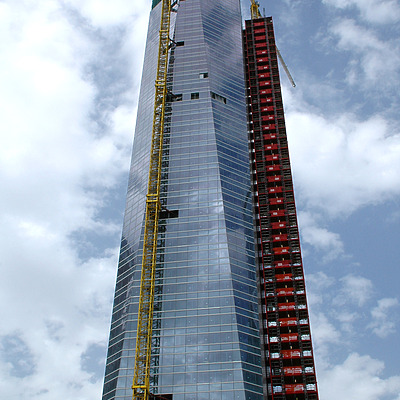 Torre de Cristal by John Bek