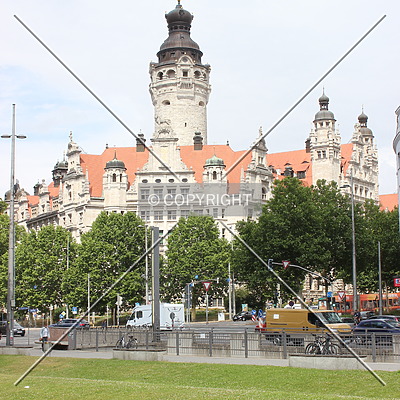 Neues Rathaus by Florian Barbier
