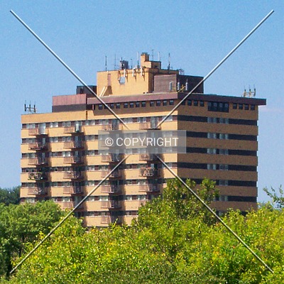 Brentmoor Apartments by Ryan Hildebrand