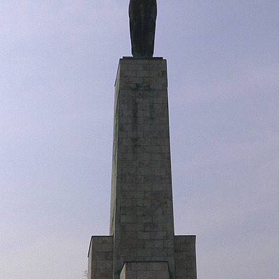 Liberty Statue by Tomi Eronen