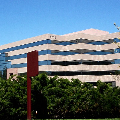 575 Maryville Centre by Ryan Hildebrand