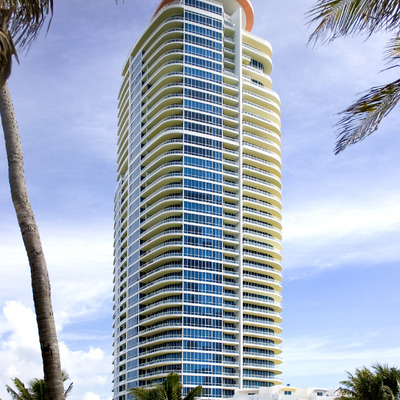 Continuum on South Beach, South Tower by Jim Schwartz