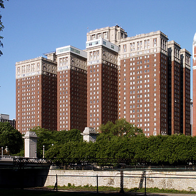 Chicago Hilton & Towers by Daniel Kieckhefer