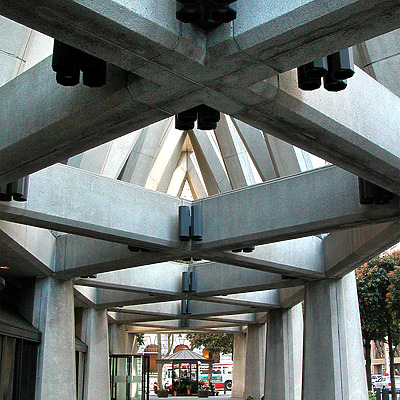Transamerica Pyramid by Jim Schwartz