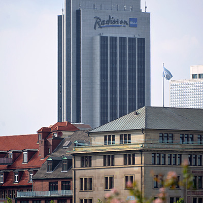 Radisson SAS Hotel Hamburg by John W. Cahill