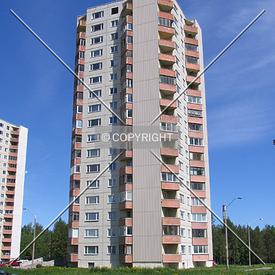 Sinimäe 7 by Risto Vähi