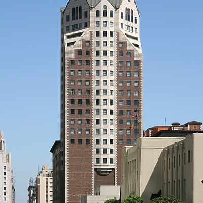 Biltmore Tower by Michiel van Dijk