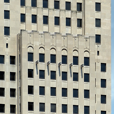 PNC Bank Building by Nate Lindsey
