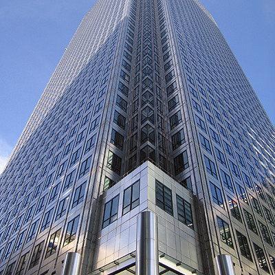 One Canada Square by Wilson Ling