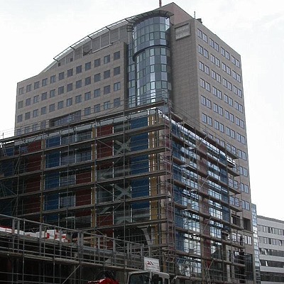 Bürohochhaus am Leutragraben by Cesar Serrano