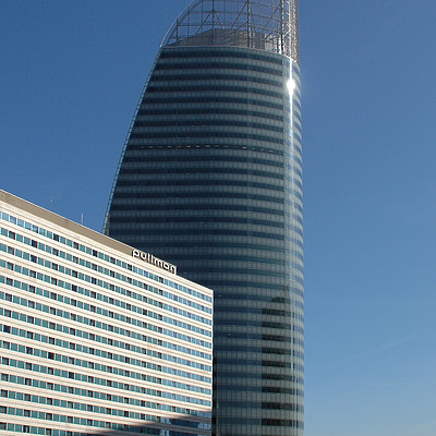 Tour T1 by John Bek