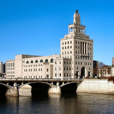 Veterans Memorial Building by James Peacock
