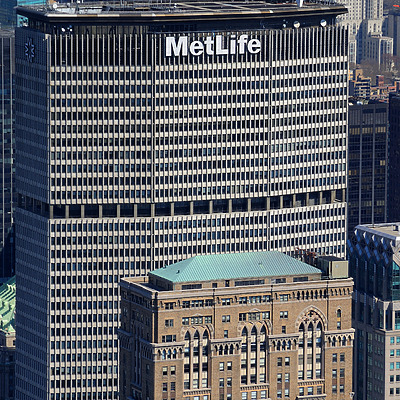 MetLife Building by David Guija
