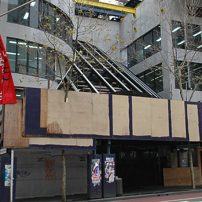 Meriton Tower by John Bek