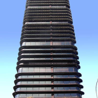 Banco de Bilbao by Cesar Serrano