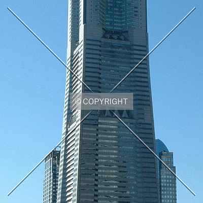 Yokohama Landmark Tower by Andrew Stewart