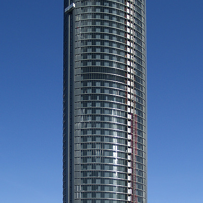 Torre Sacyr Vallehermoso by Cesar Serrano