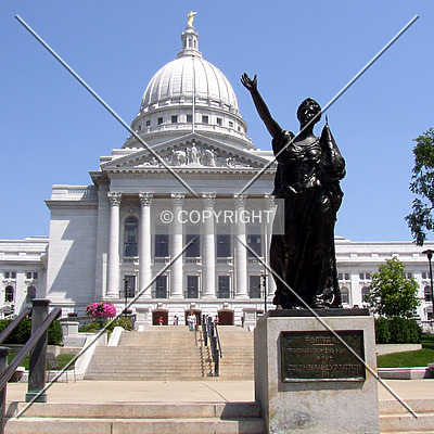 Wisconsin State Capitol by Chris Patriarca