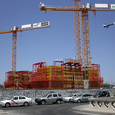 Torre Caja Madrid by Cesar Serrano