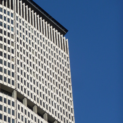 MetLife Building by Nate Lindsey
