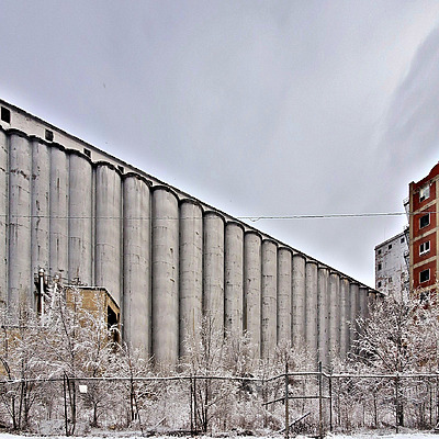 Pillsbury Flour Mills - Storage Tanks and Headhouse by Ryan Hildebrand