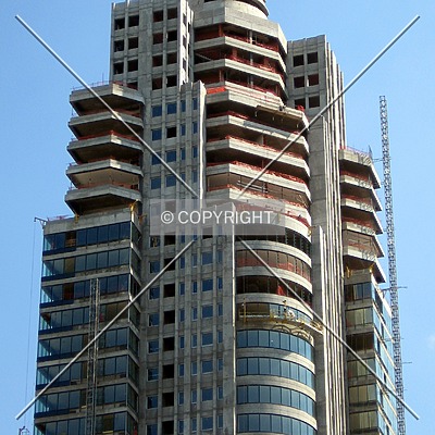 Torre Renoir 1 by Maximiliano Buono