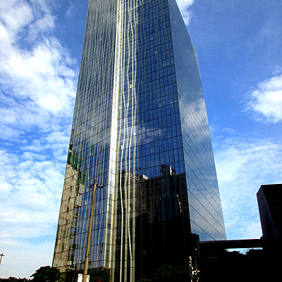 Zuellig Building by Daniel Kieckhefer
