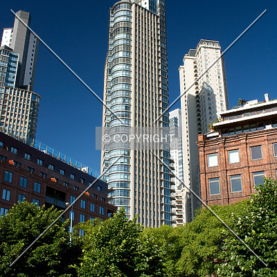Mulieris torre Sur by Maximiliano Buono