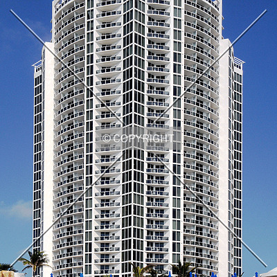 Trump International Sonesta Beach Resort by Jorge Molina