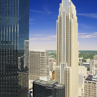 Wells Fargo Center by Pavel Toczynski