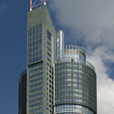 Millennium Tower by Cesar Serrano