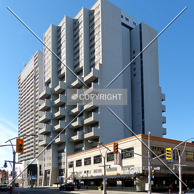 Royal Windsor Terrace Apartments by Nate Lindsey