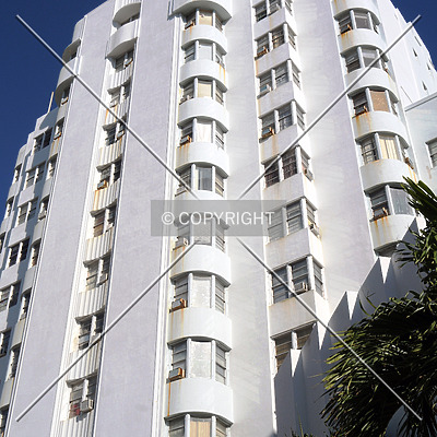 Versailles Hotel Condominium by Jorge Molina